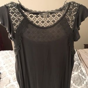 3/$12 sale! Women’s shirt!